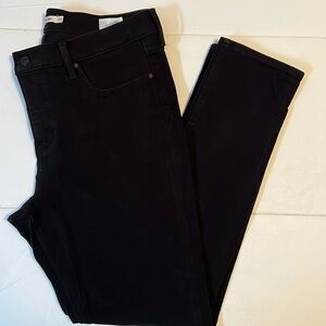Levis Women’s Premium 311 Shaping Skinny Jeans, Black, Size 32.